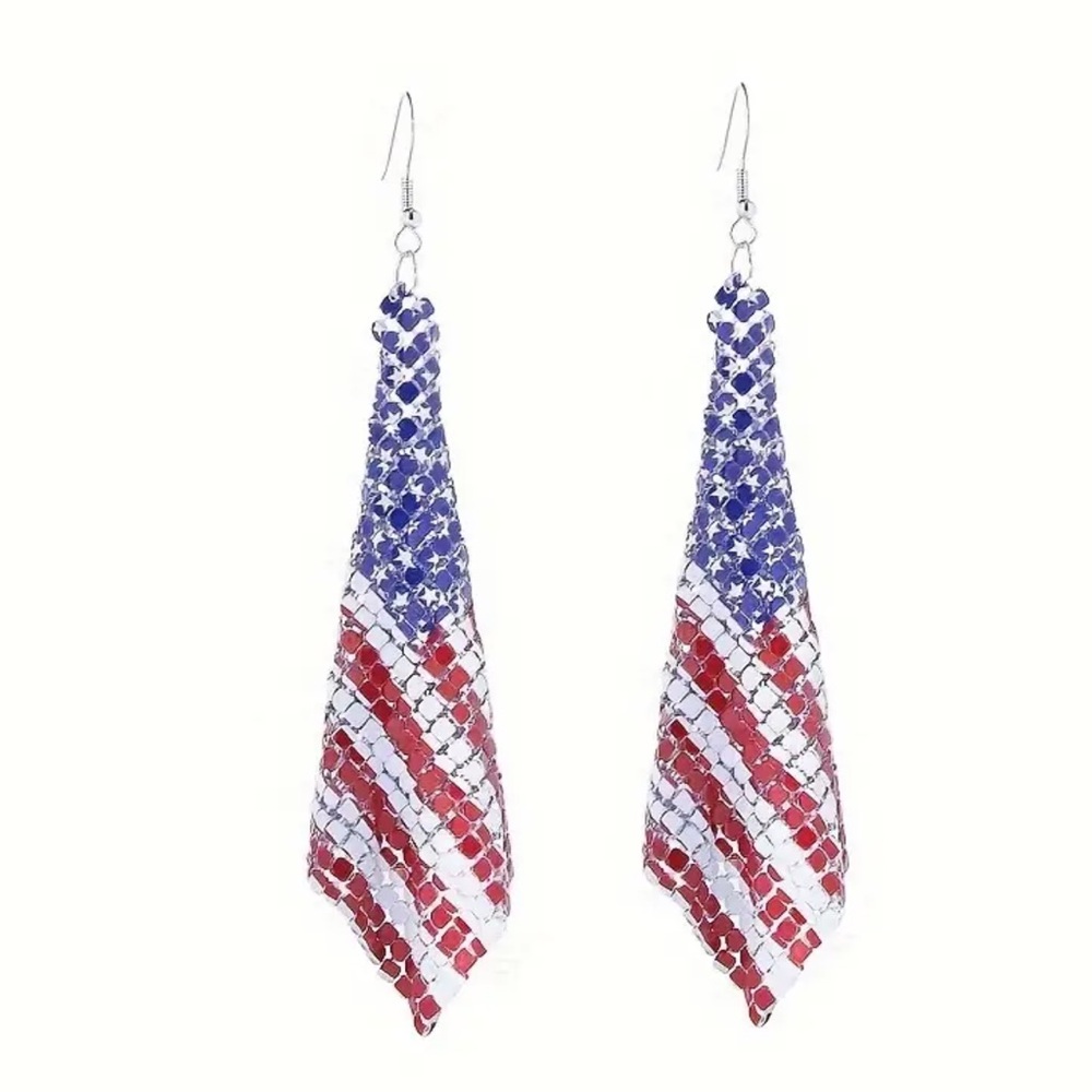 NIP Americana Patriotic Flag Dangle Earrings  Red/White/Blue/